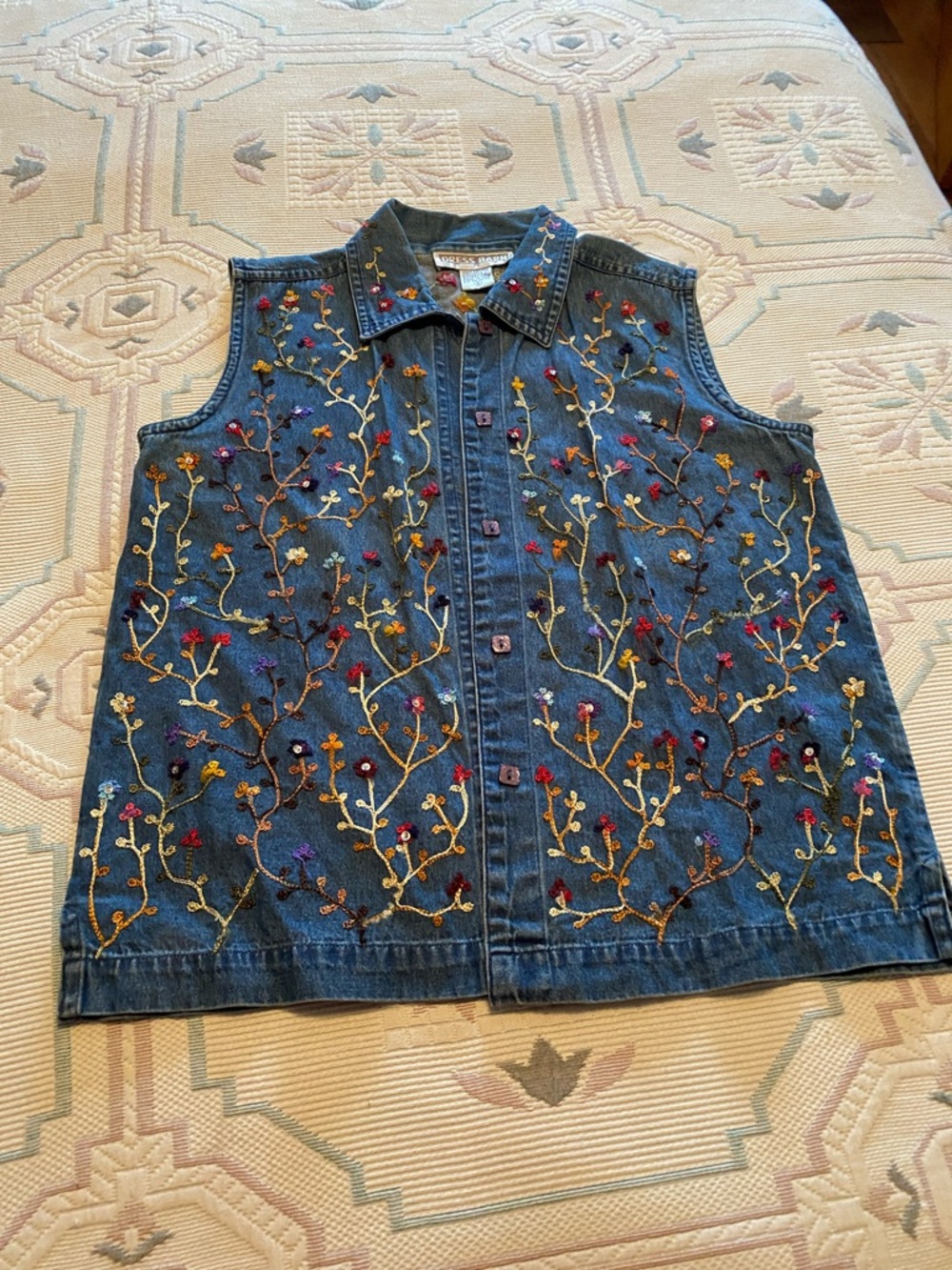 Sleeveless top